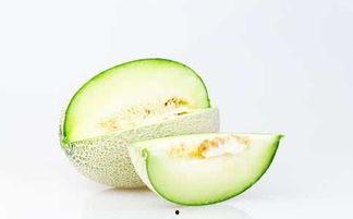 女人天天吃哈密瓜好吗,女性每日享用，健康美丽双丰收”
