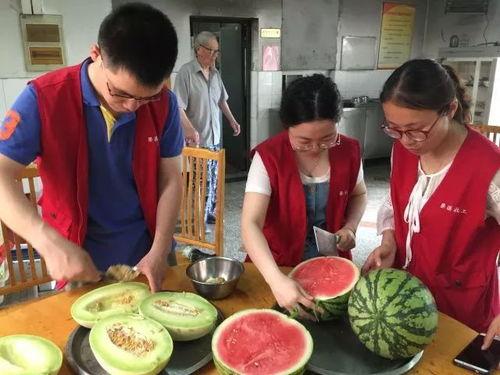 皇奶奶吃瓜,揭秘宫廷里的生活趣事