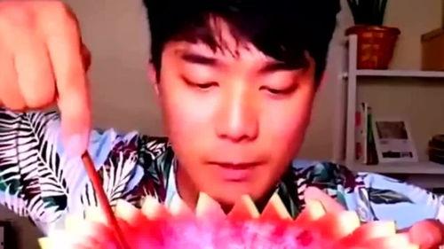 帅哥吃瓜,揭秘娱乐圈幕后故事