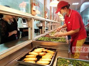 安顺学院食堂吃瓜,美食盛宴尽享校园时光